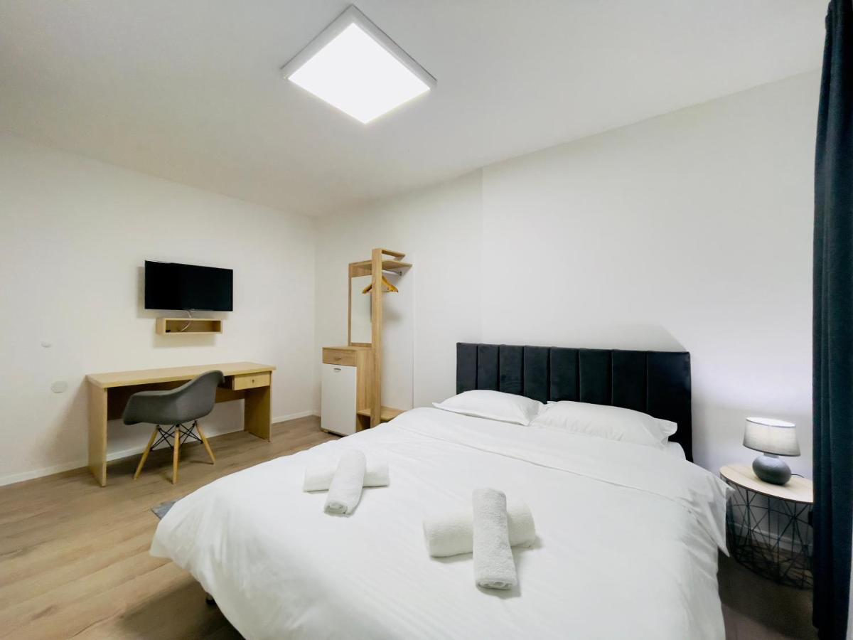 Pristina Nestアパートメント エクステリア 写真